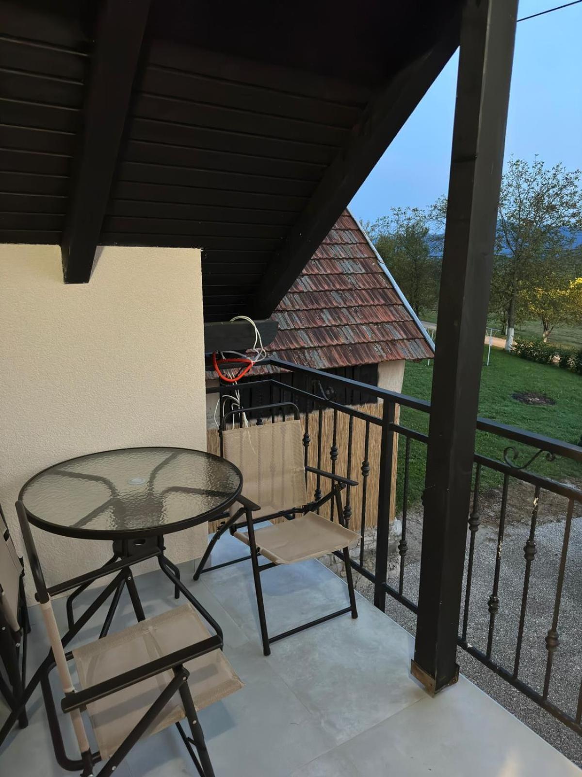 Apartments Green Linden Rakovica Exterior photo